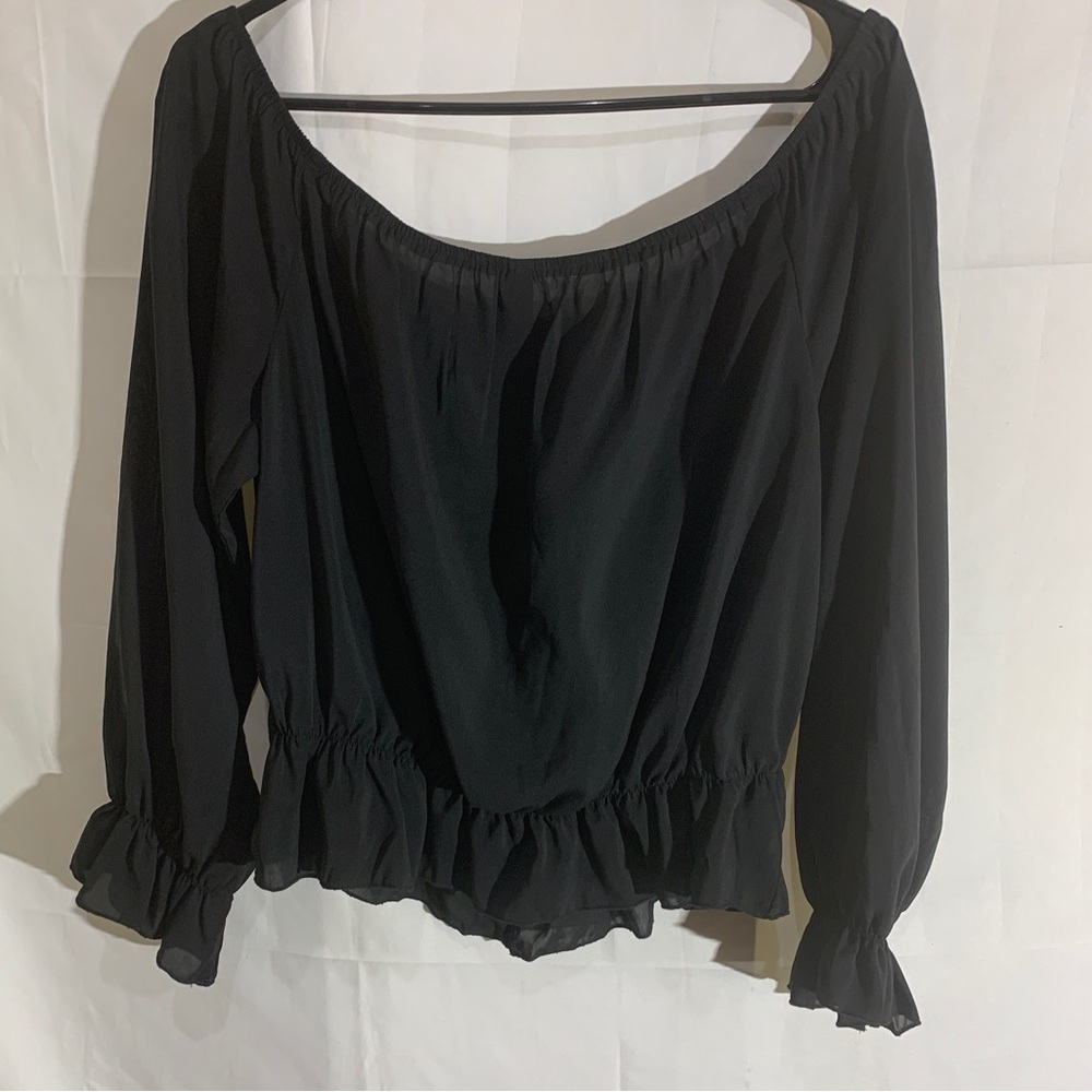 3/$28❤️SHEIN Black off shoulder, long sleeve top size XL - Picture 7 of 8
